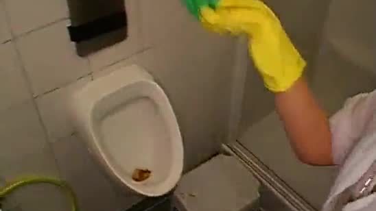 Bondman acquires pissing from master